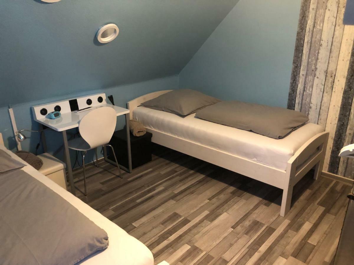 Messe Apartment & Rooms Haenigsen Экстерьер фото